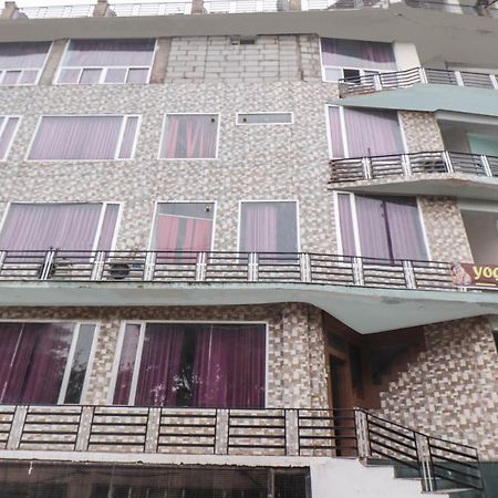 Hotel Oyo 69402 Yogeshwar Dhaam Vrindāvan Exterior foto